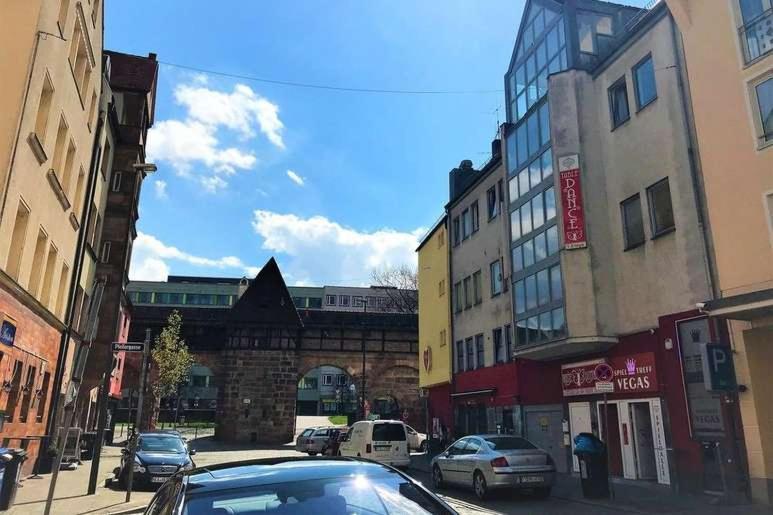 Hostel "Berkut" Núremberg Exterior foto